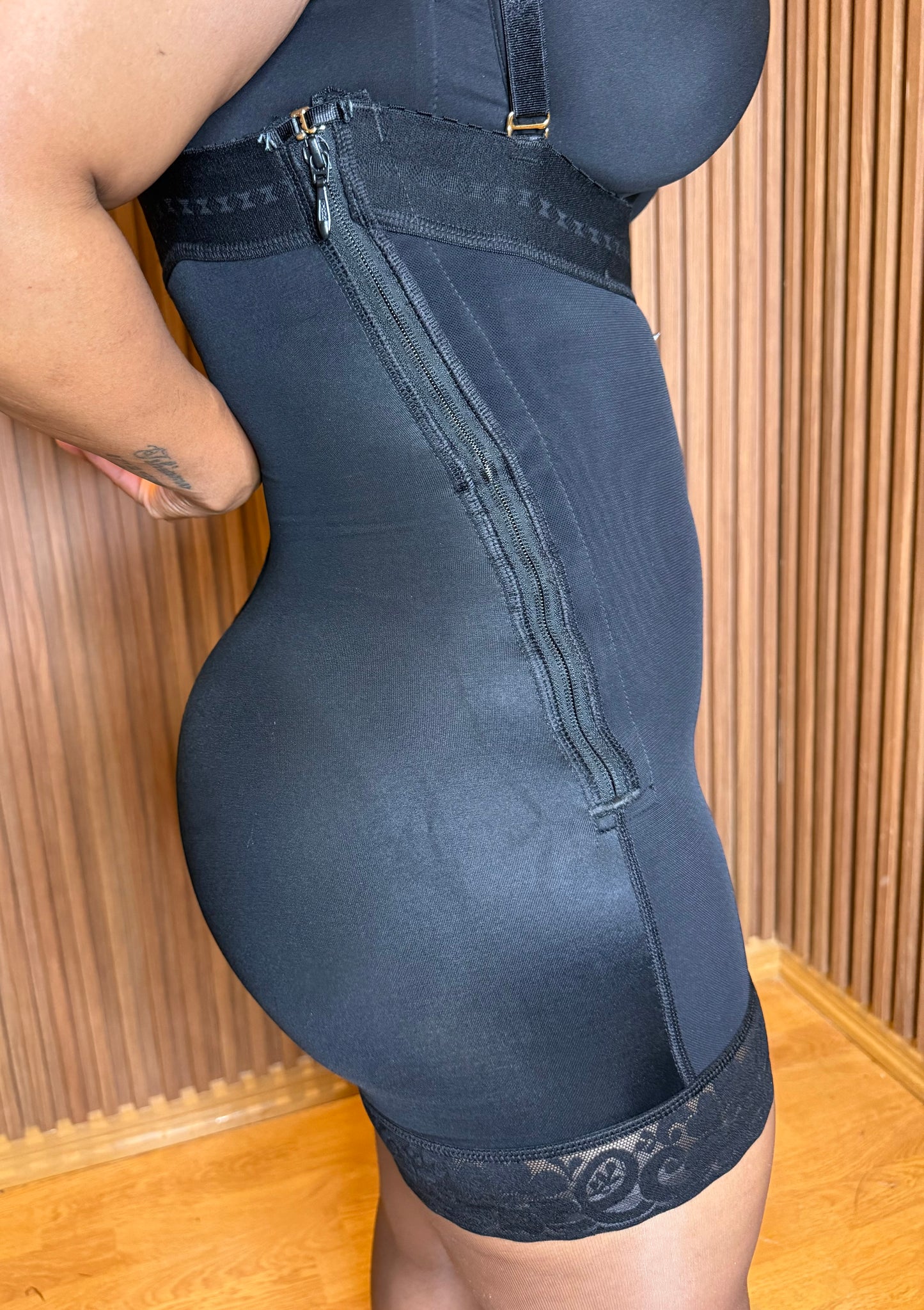 Ultra secret size zip ( function butt lifting effect